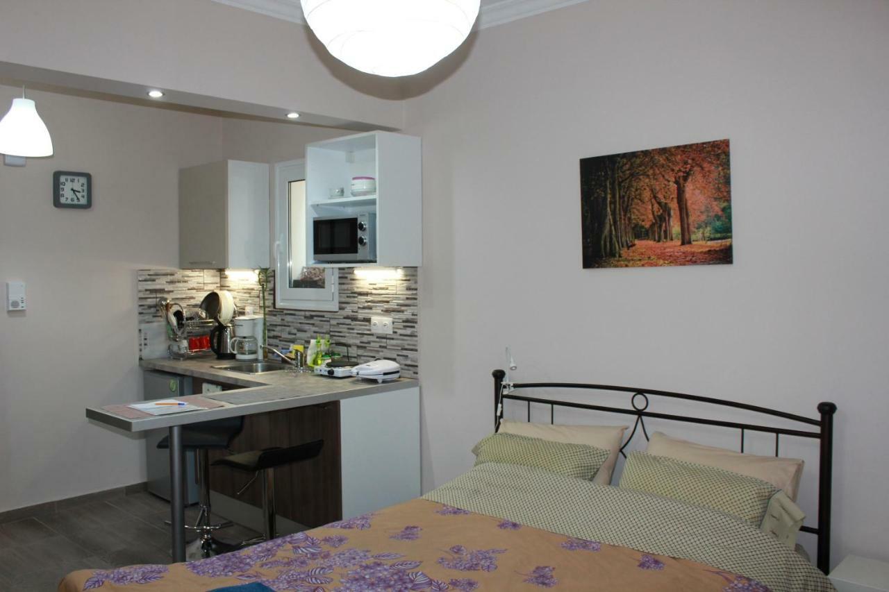 Apartamento 7 Stars Near Metro Atenas Exterior foto
